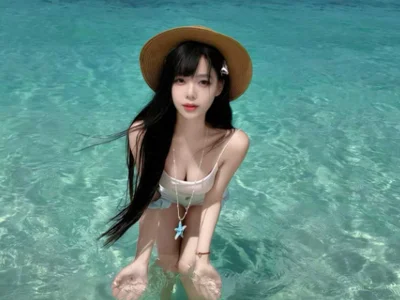 Elegant-001 Female Asian Cam Naked