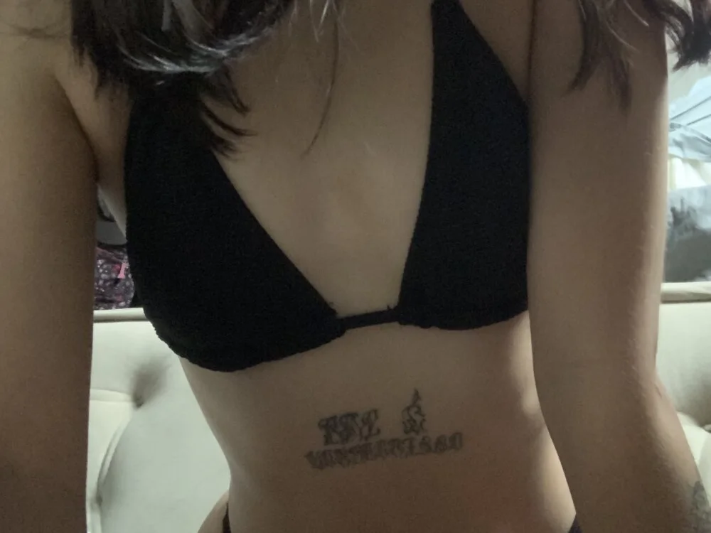 Lady_Asian_br offline XXX-chat