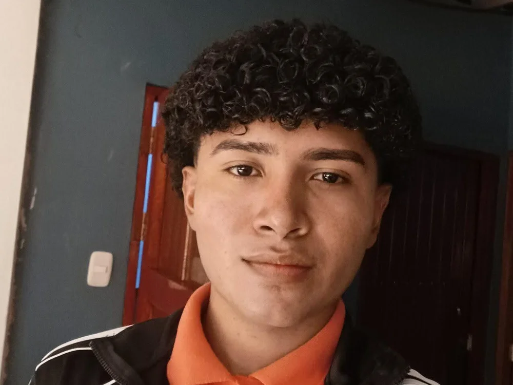 2JacinqLopev's Offline XXX Chat