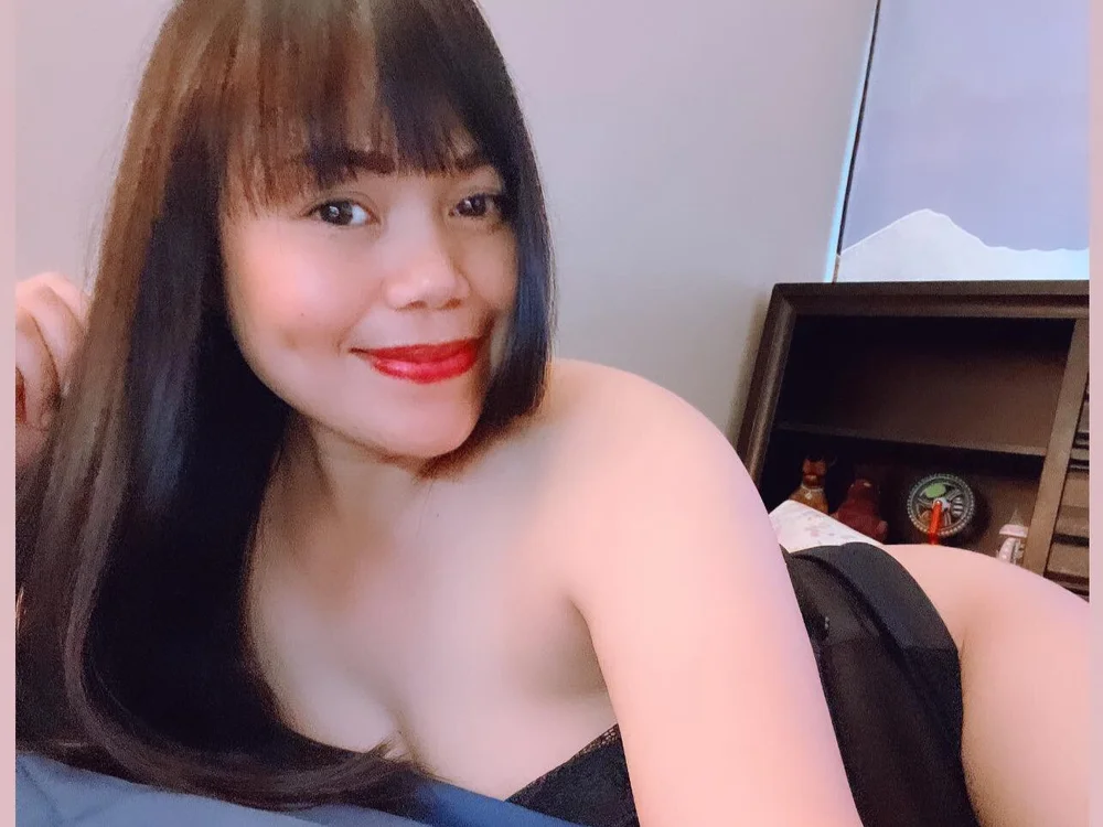 SunlitEuphoria's Offline XXX Chat