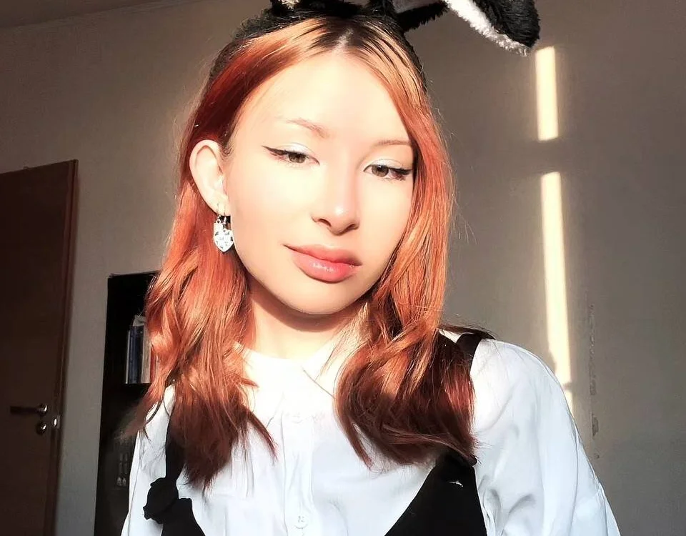 DarelEarnest offline chatrum