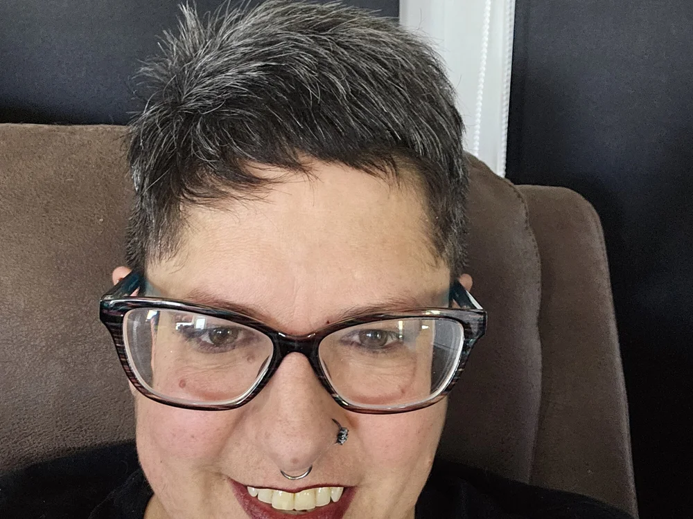 katvanatta76's Offline Chat Room
