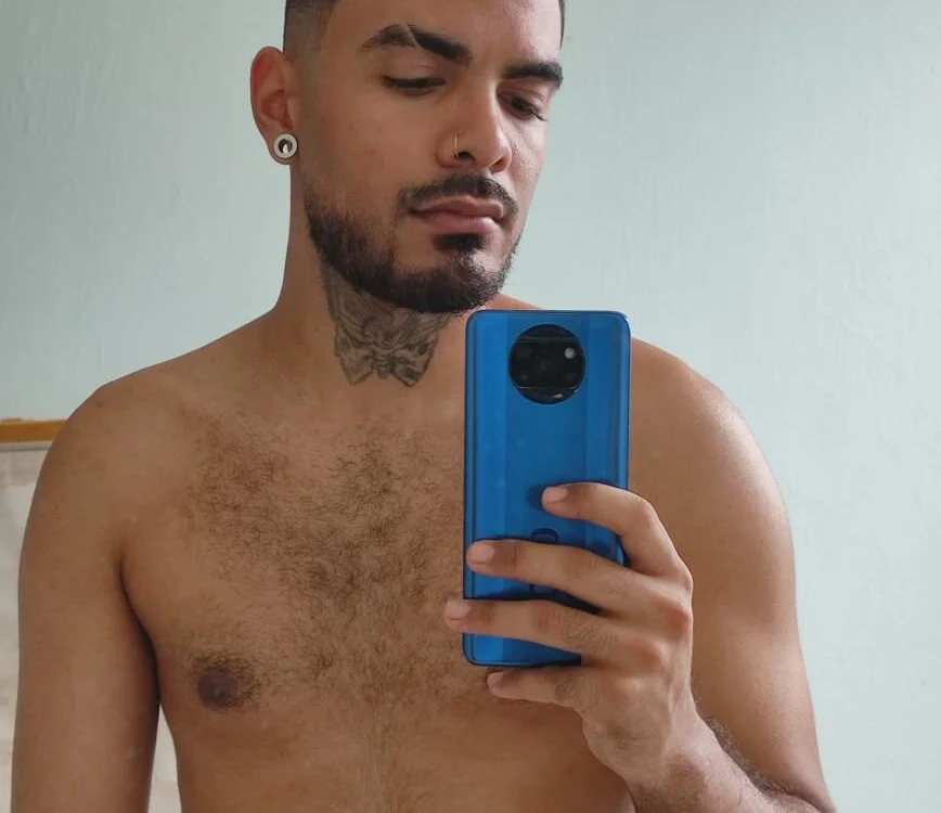 hairy_jordan offline XXX-chat