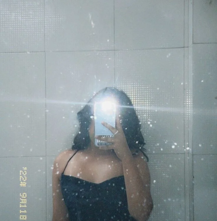 Royal_zara: συνομιλία ΧΧΧ εκτός σύνδεσης