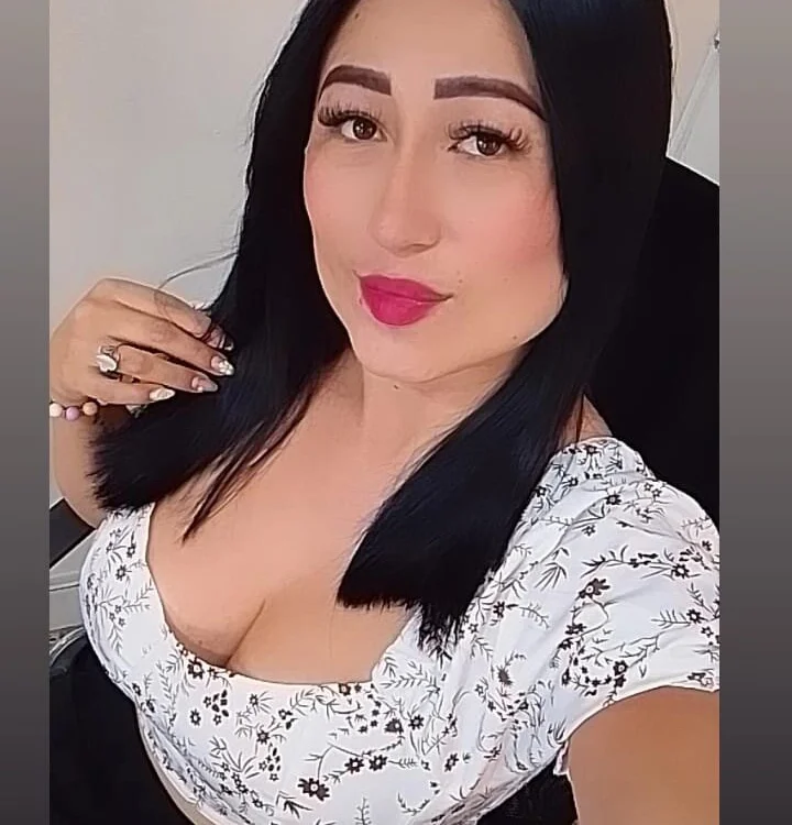 Lanaa_W's Offline XXX Chat