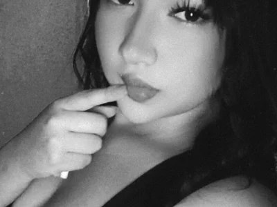Profile of RileyReed_Pink