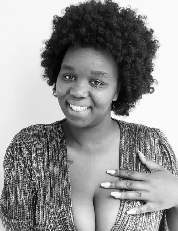 vickywanji's Offline Chat Room