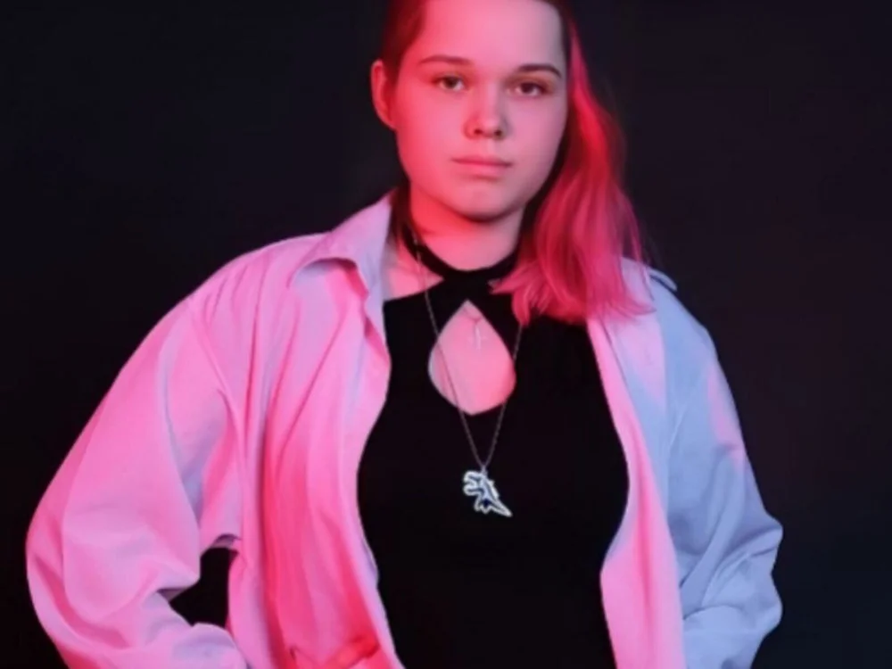 KatieFinnell's Offline XXX Chat