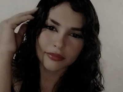 yiyisandoval profile