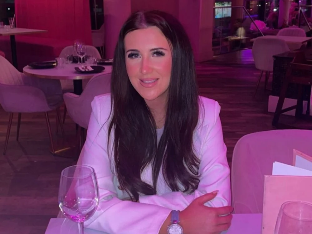 PinkVelvetxn Offline XXX chat