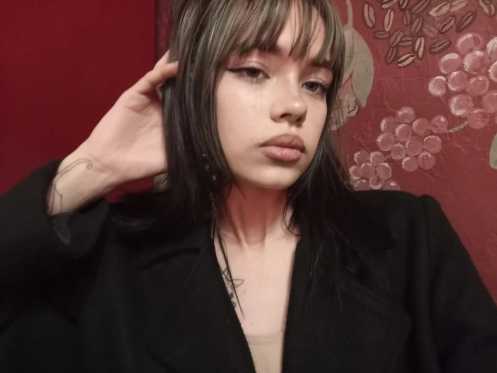 mauve_fantasy cam model