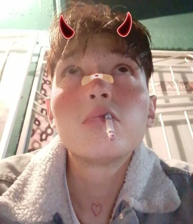 AlexCruz2405's Offline Chat Room