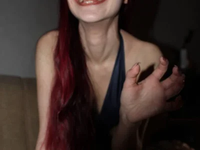 SexyLuxymur Female Tittyfuck Webcam Chat