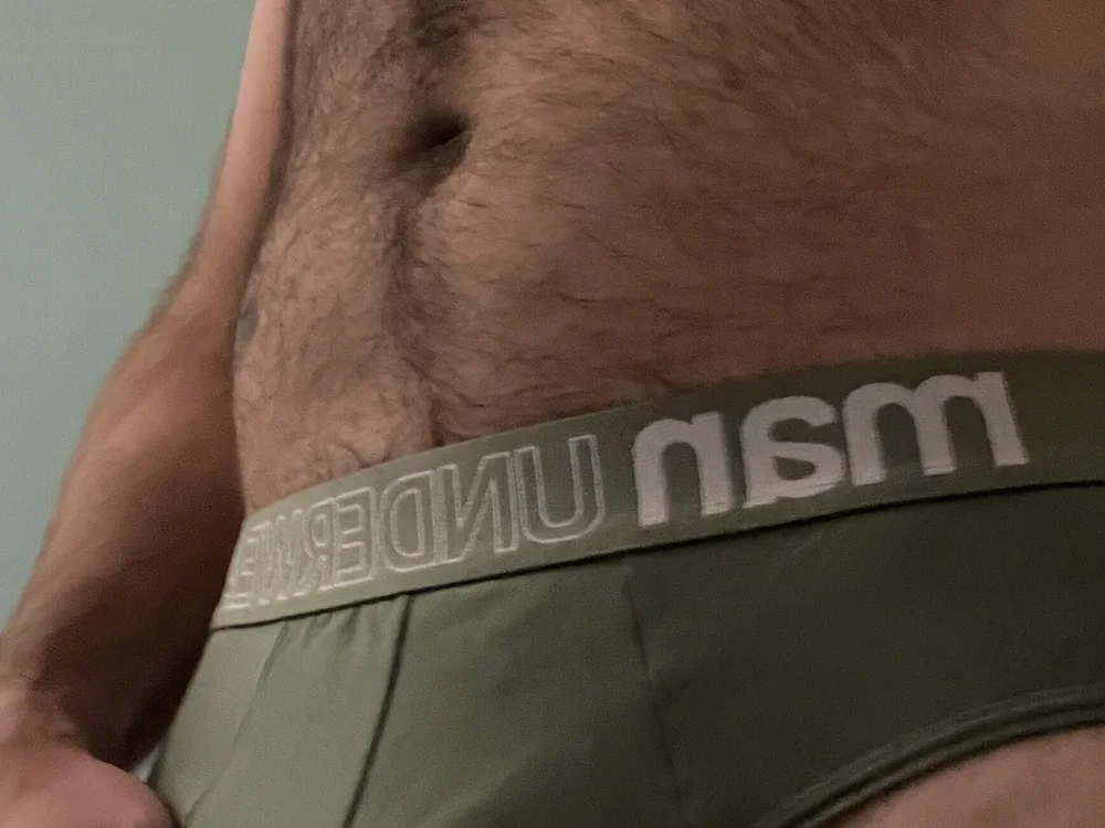BisexAss' Offline Chat Room
