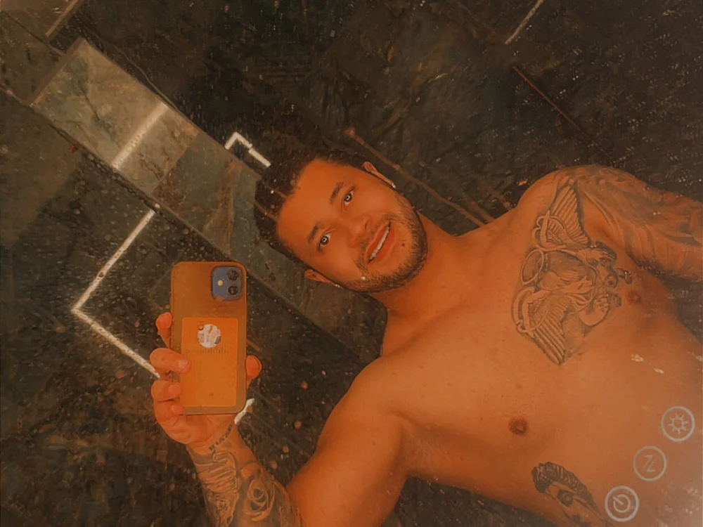 PapiChullo97 Offline XXX Chat