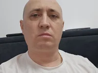 leoniddeni offline chatrum