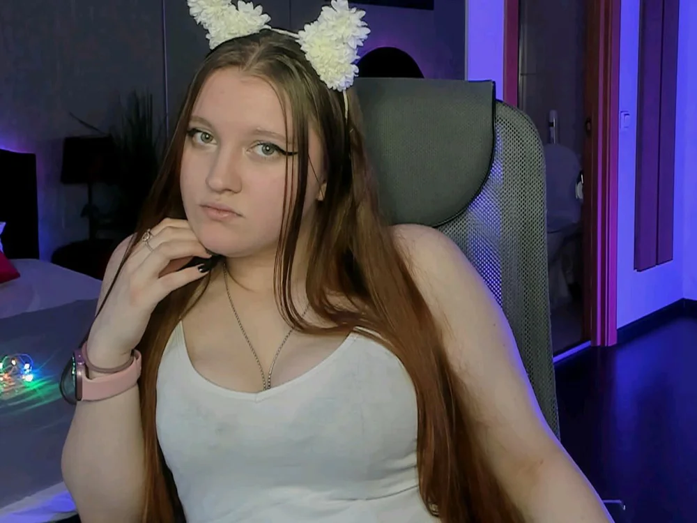 RUBY__TAYLOR's Offline Chat Room