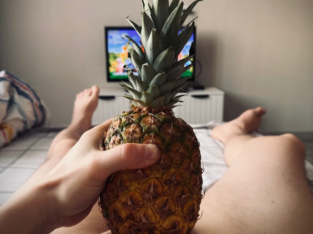 TomCollinse Offline XXX Chat