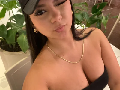 EVANGELINE_VIOLET - Girl 