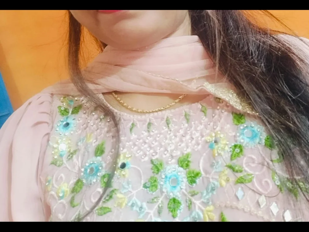 snehasharmaaa's Offline Chat Room