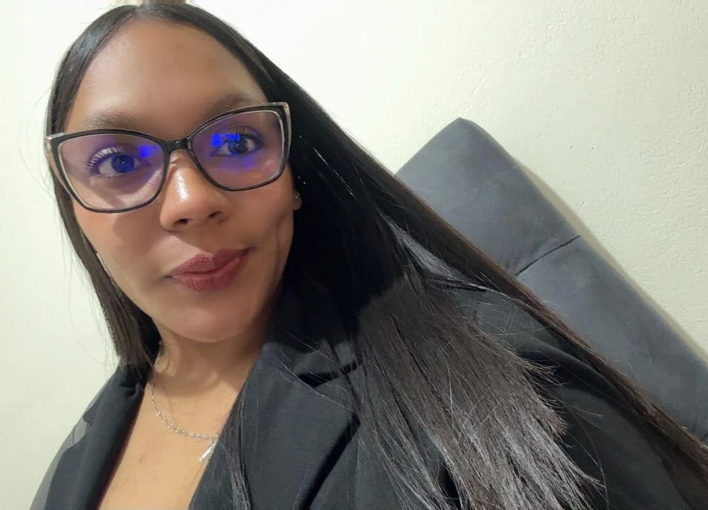 Celeste__cooper offline chatrum