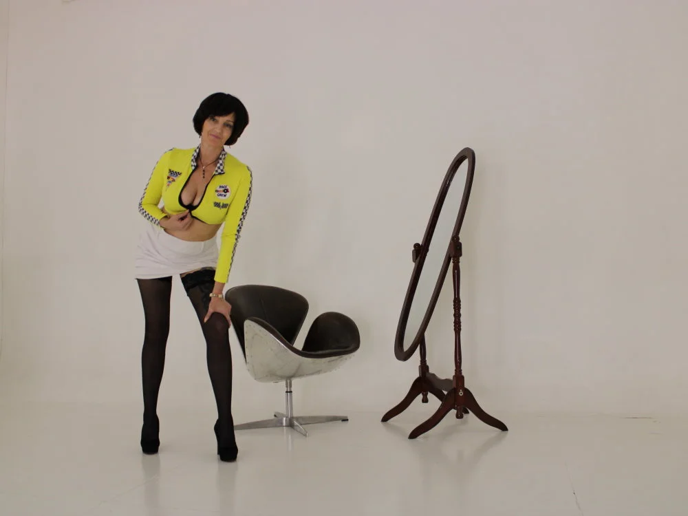 irinamaux offline XXX-chat