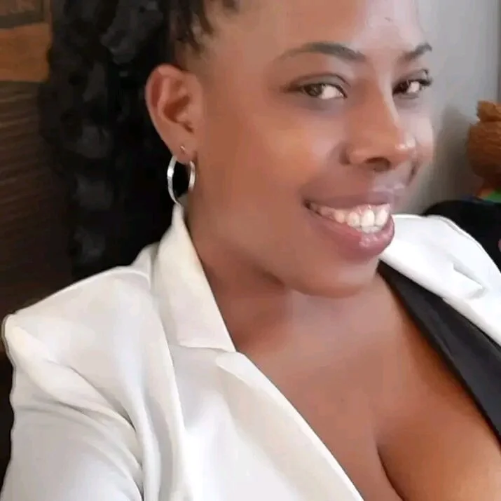 Suebabey's Offline Chat Room