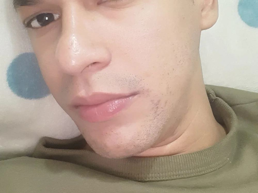 jerkingcutelatinboy15's Offline XXX Chat