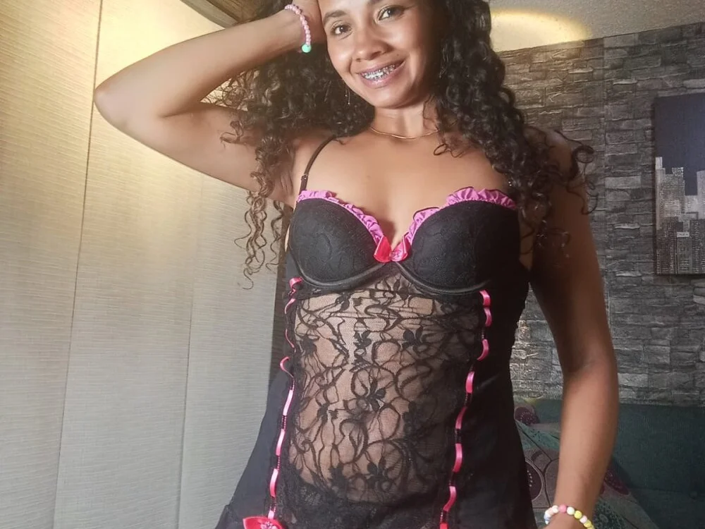 Lesly_florez Chat XXX offline