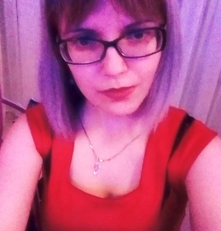 AhConfetti's Offline XXX Chat