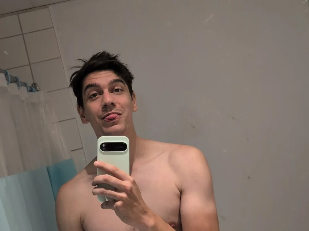 Ador_mask's Offline XXX Chat