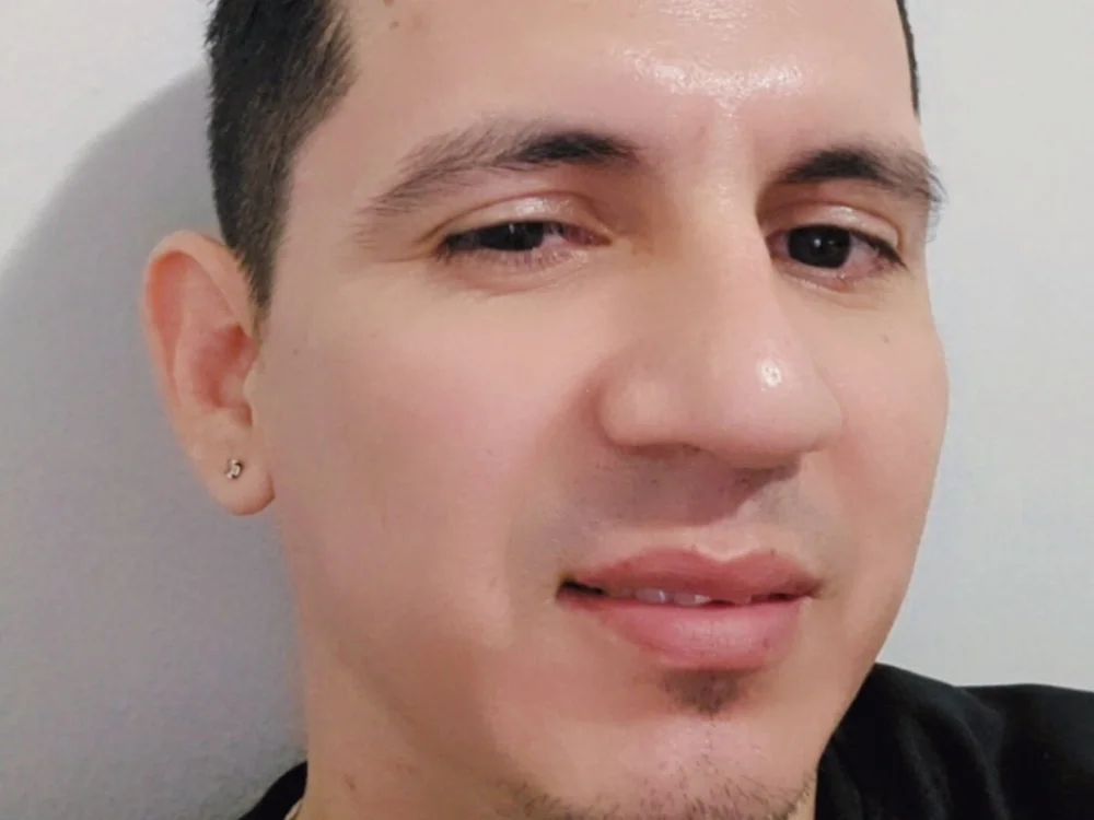 jhonjesson's Offline Chat Room