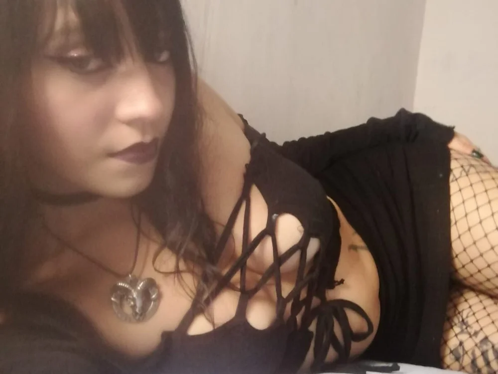Kanndyy_ offline chatrum