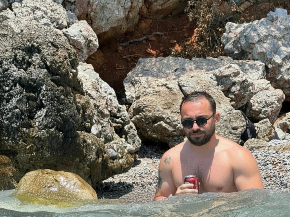 دردشة izmirlikeko الجنسية دون اتصال