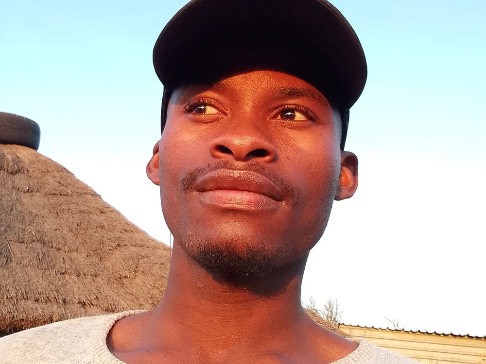 Bongani03's Offline Chat Room