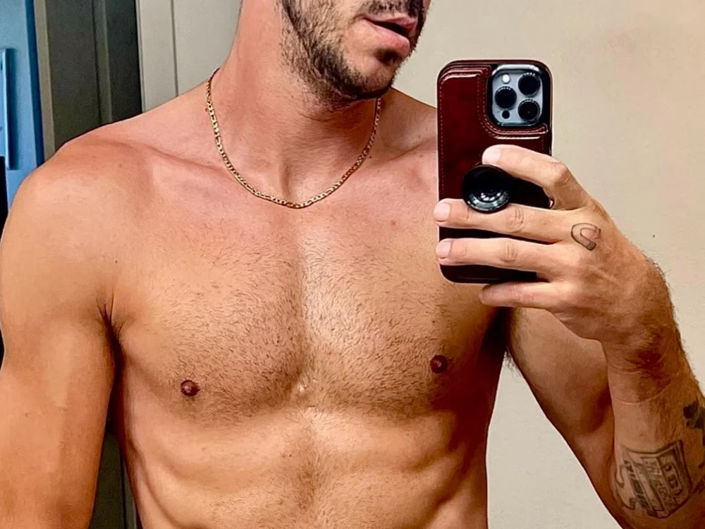 straightanthonyphx's Offline XXX Chat