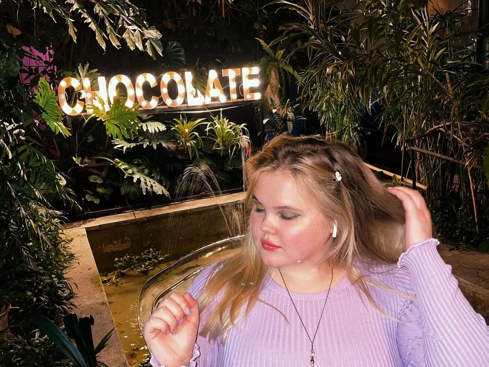 Eva_Cookiess' Offline XXX Chat