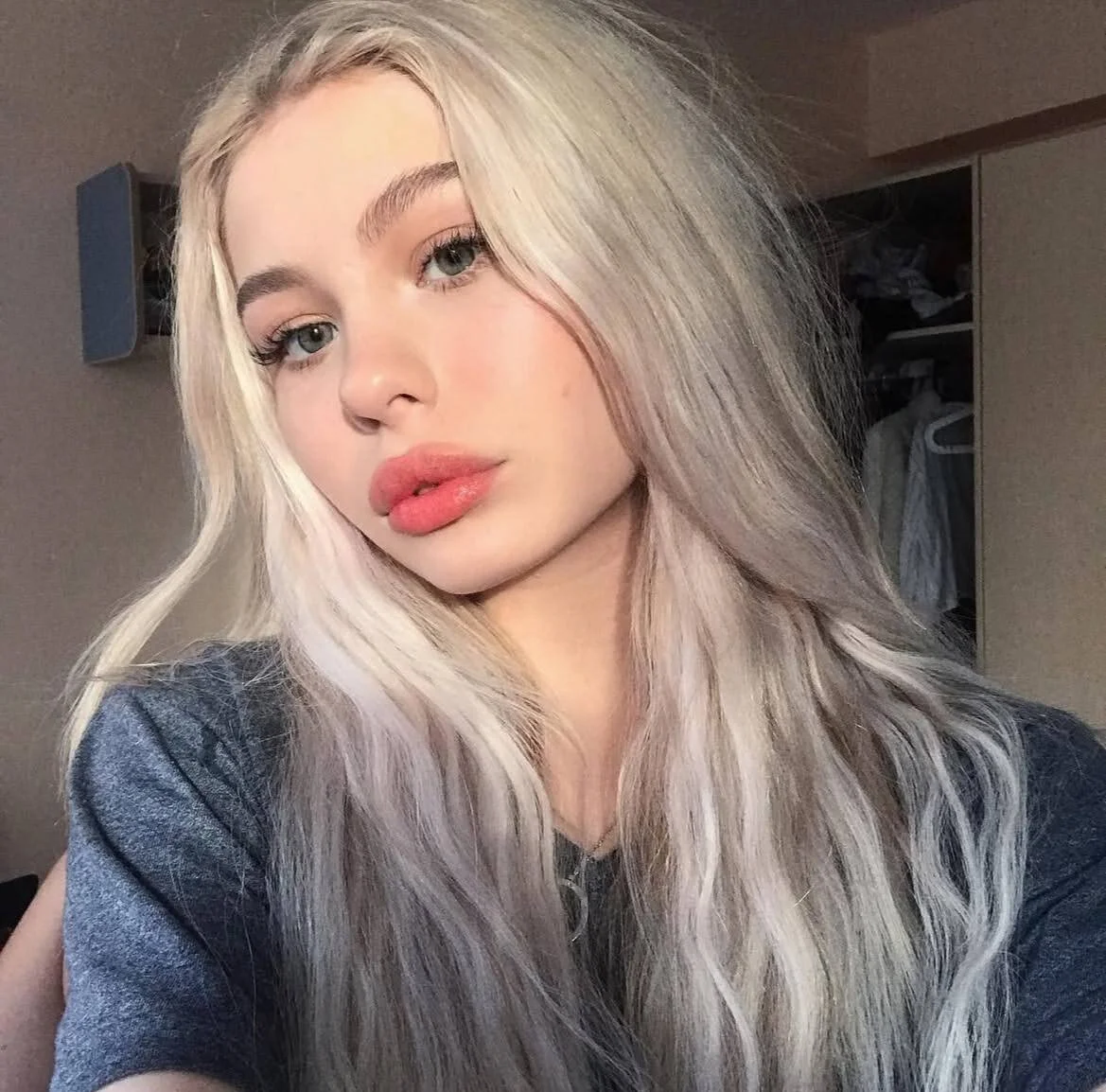 Annnasue cover photo