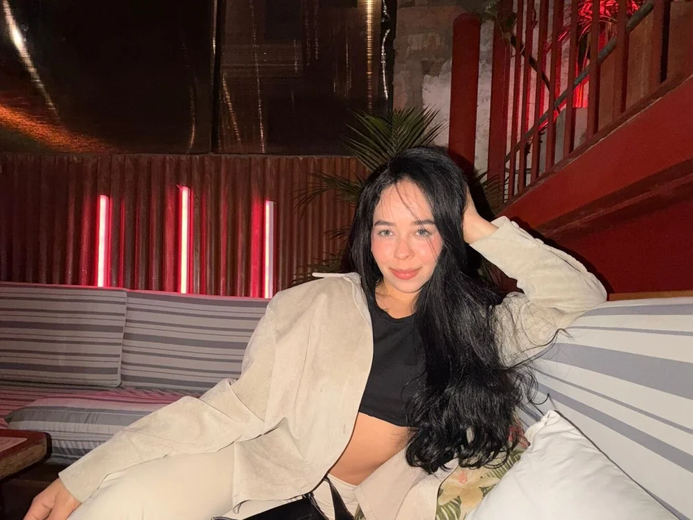 atenea_rouse offline XXX-chatje