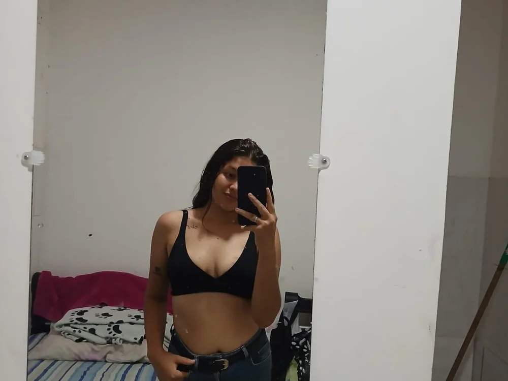 Offline XXX chat modela maidycute18