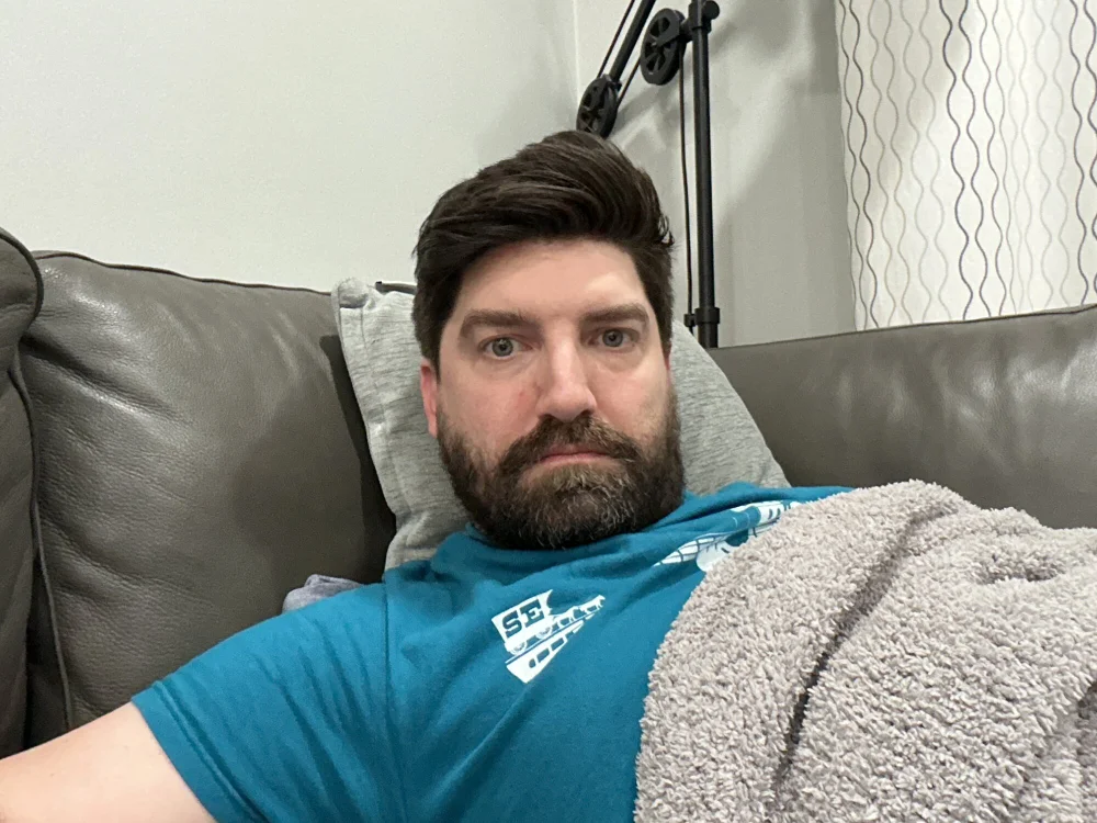 nicnash4's Offline Chat Room