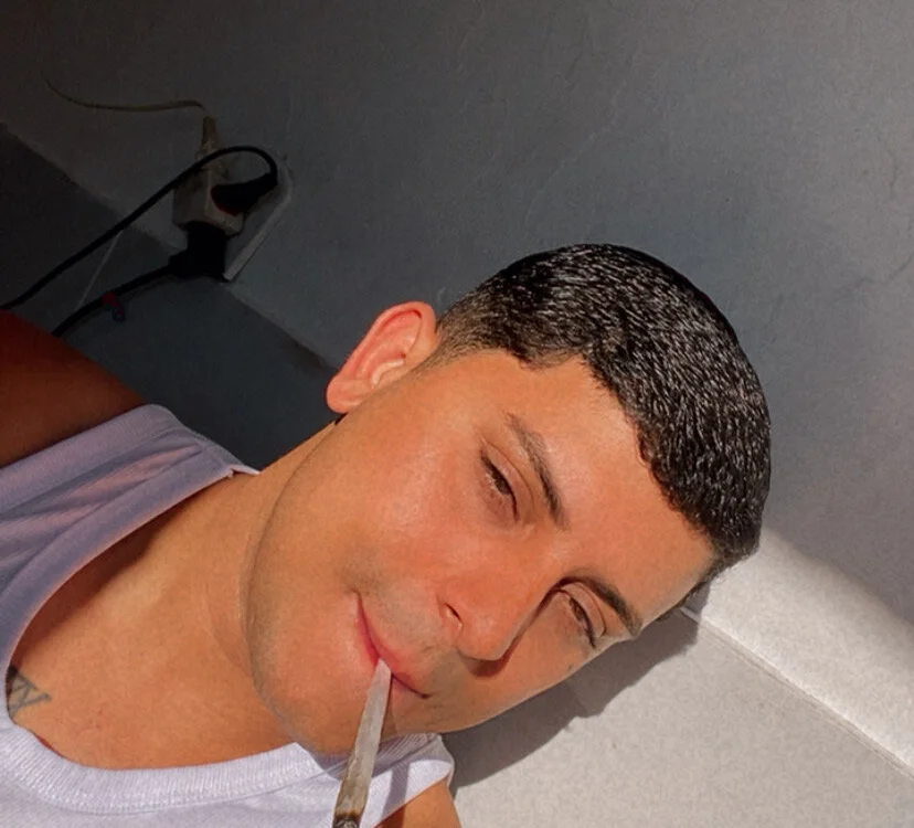 Lucasbrr26 Adlı Modelin Çevrimdışı XXX Sohbeti