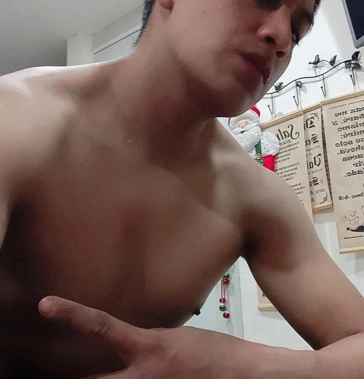 RevokingWaverer Chat XXX offline