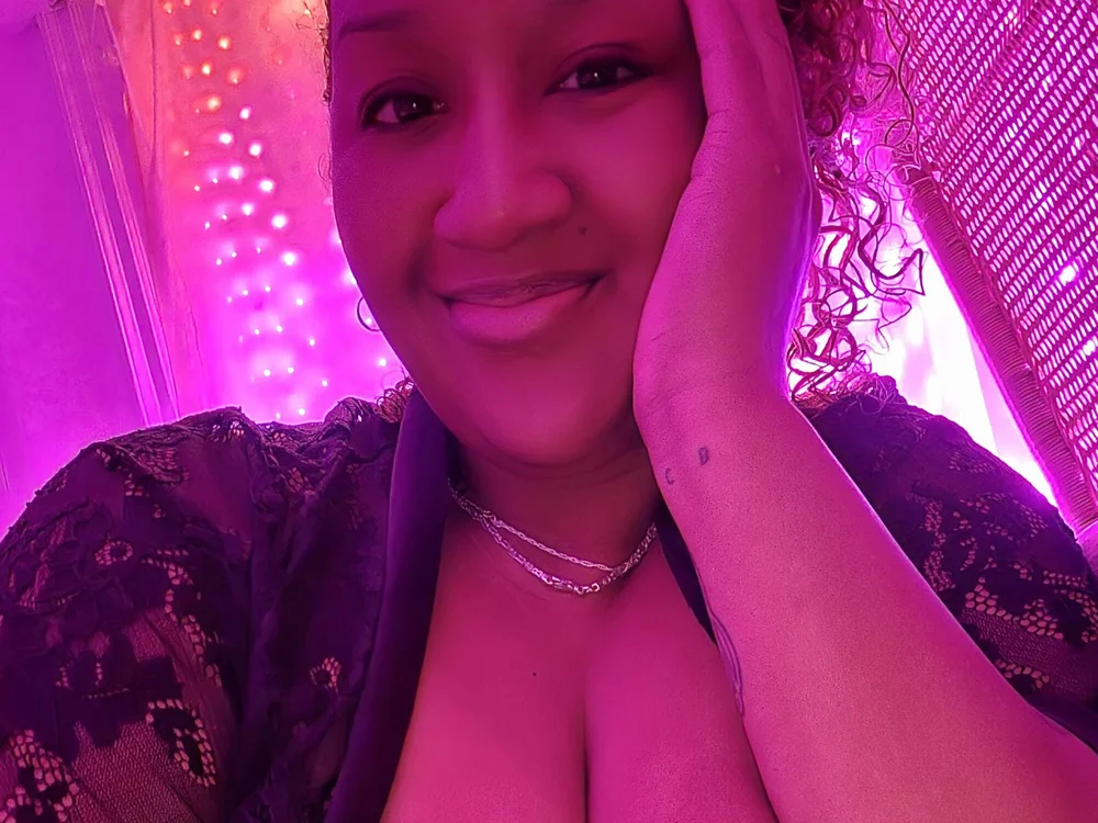 HelloHiiiHelloHiii 离线XXX聊天