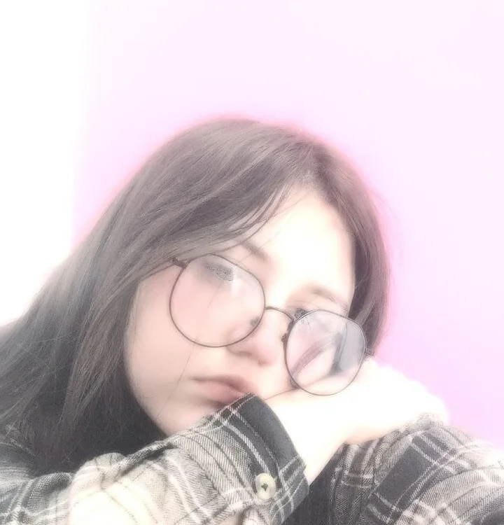 Victoria__Garcia's Offline Chat Room