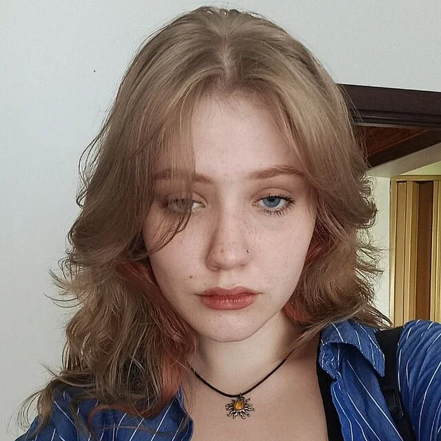 LudieMaxwell's Offline Chat Room