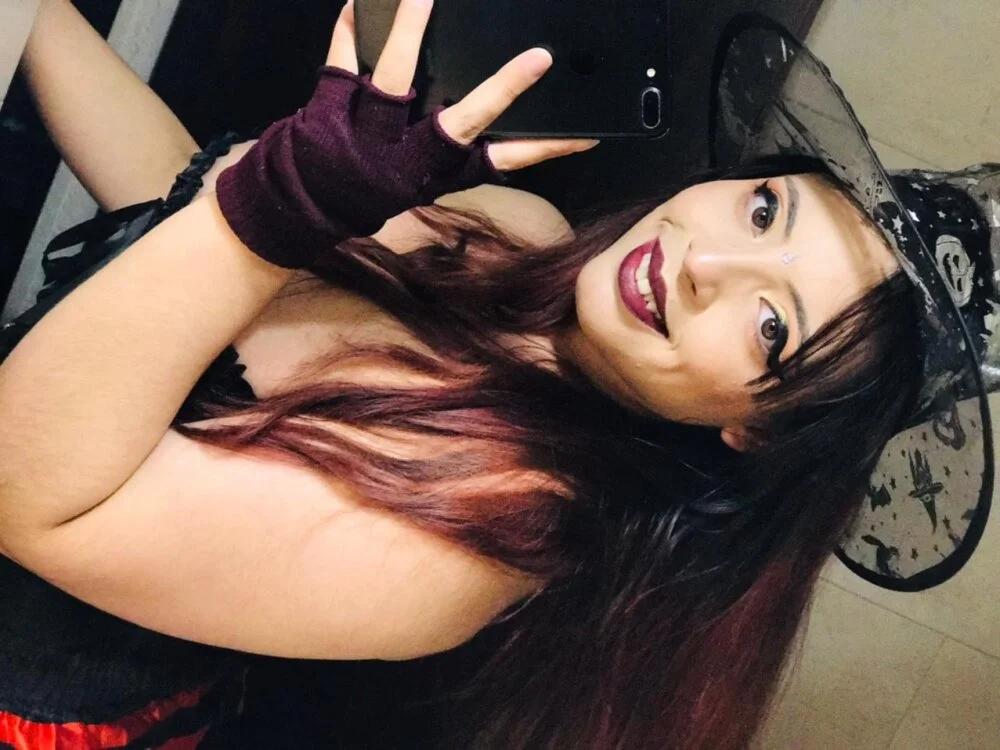 Rossi_ss1n Offline XXX chat