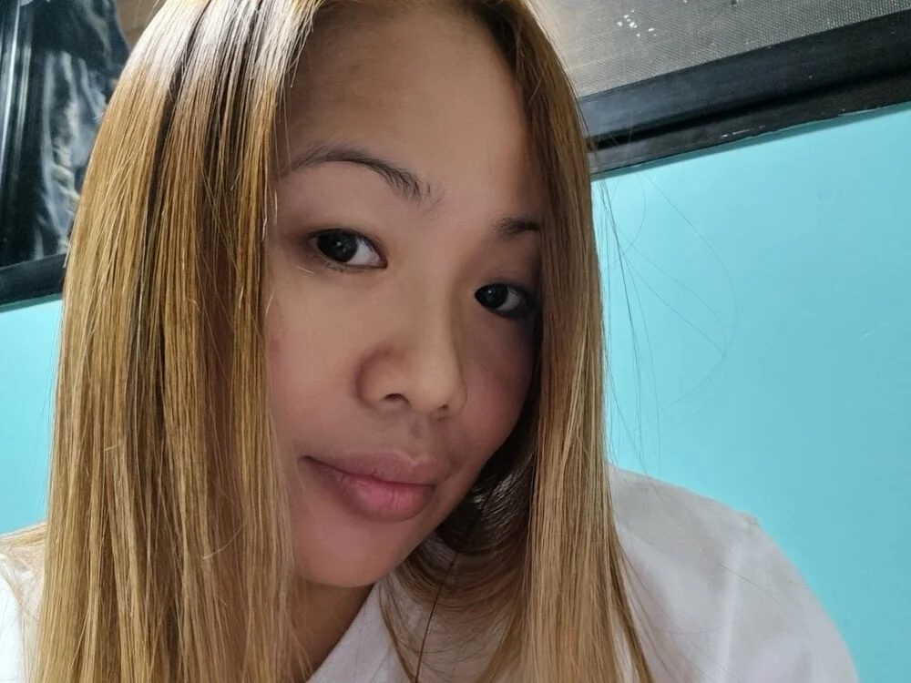 charmine1 Obrolan XXX Offline