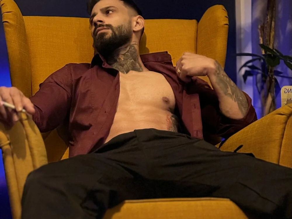 Chatroom XXX hors ligne de TristanGrey