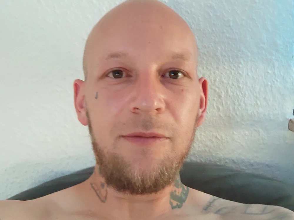 Mark220791's Offline XXX Chat
